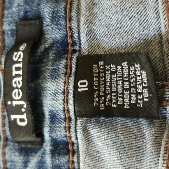 Embellished pockets jeans - Picture 7 of 7